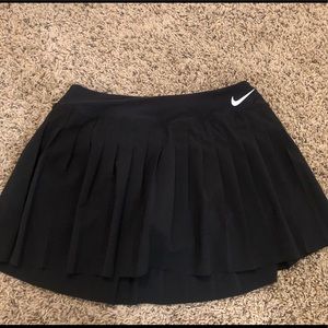 Nike Black Pleated Tennis Skirt / Skort